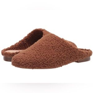 Mule/ Ferri Mule Sherpa Slide / The Drop